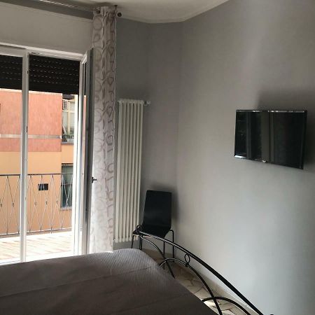Riva Reno 54 Rooms Болонья Экстерьер фото